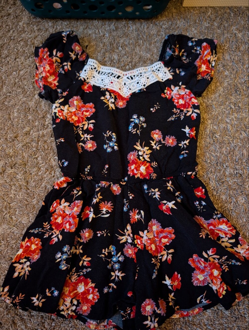 art class Black Floral Lace-Trim Kids Romper